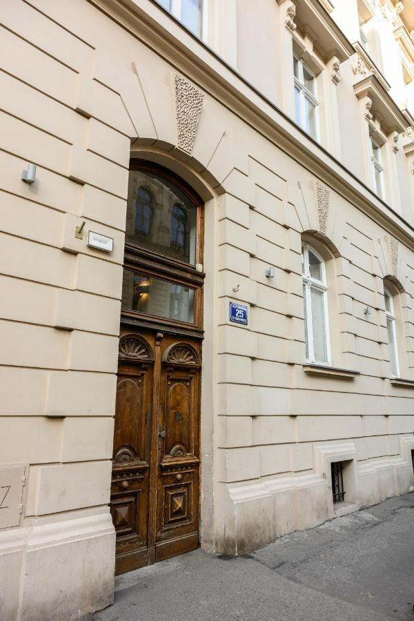 Native Apartments Studencka 25 Krakkó Kültér fotó